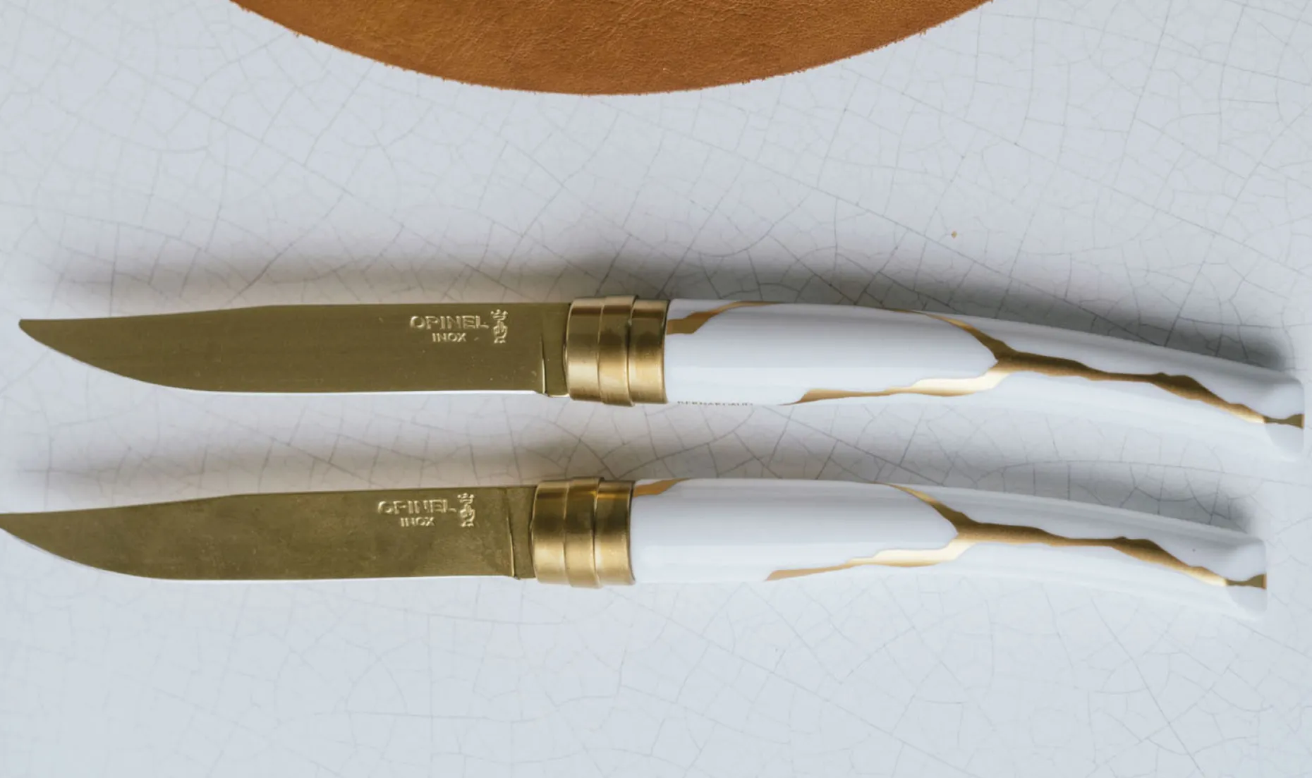 Coffret de 2 couteaux de table Kintsugi Blanc Lame Or